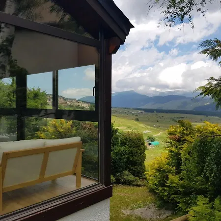 Pres Des Pistes Avec Vue Panoramique *